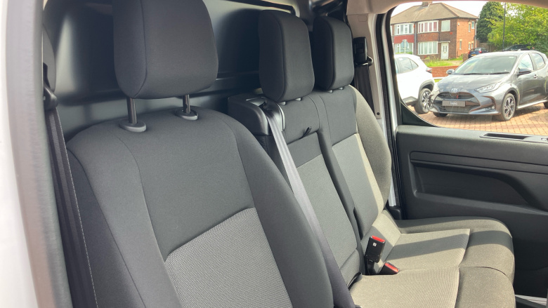 Toyota Proace L2 Diesel 2.0D 145 Icon Van